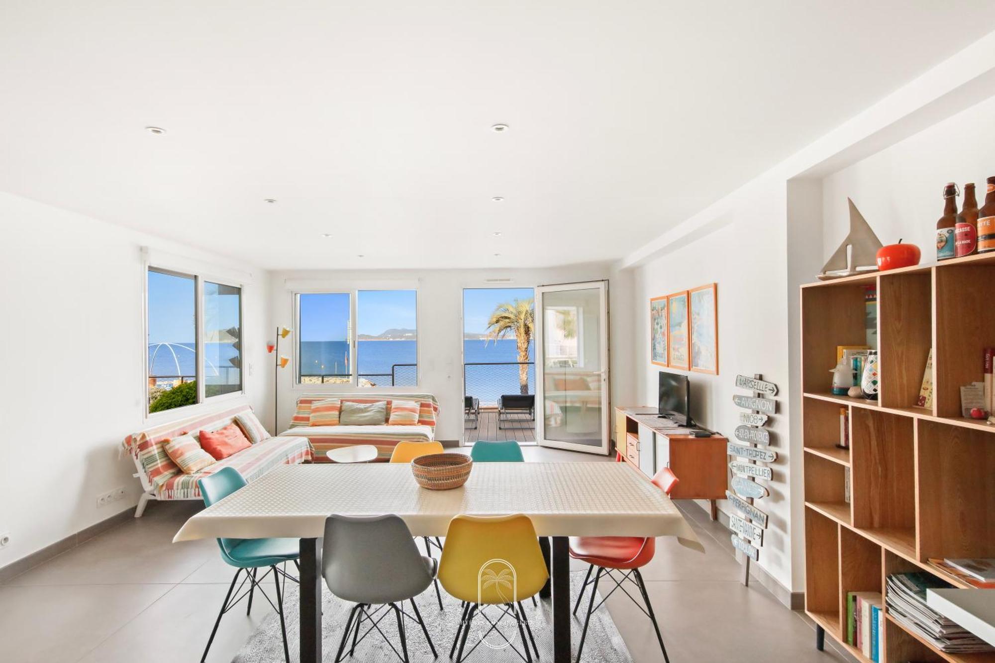 Villa Antoine Appartement Rdj Vue Mer Clim Wifi Parking Plage 50M La Garonne لو براديت المظهر الخارجي الصورة