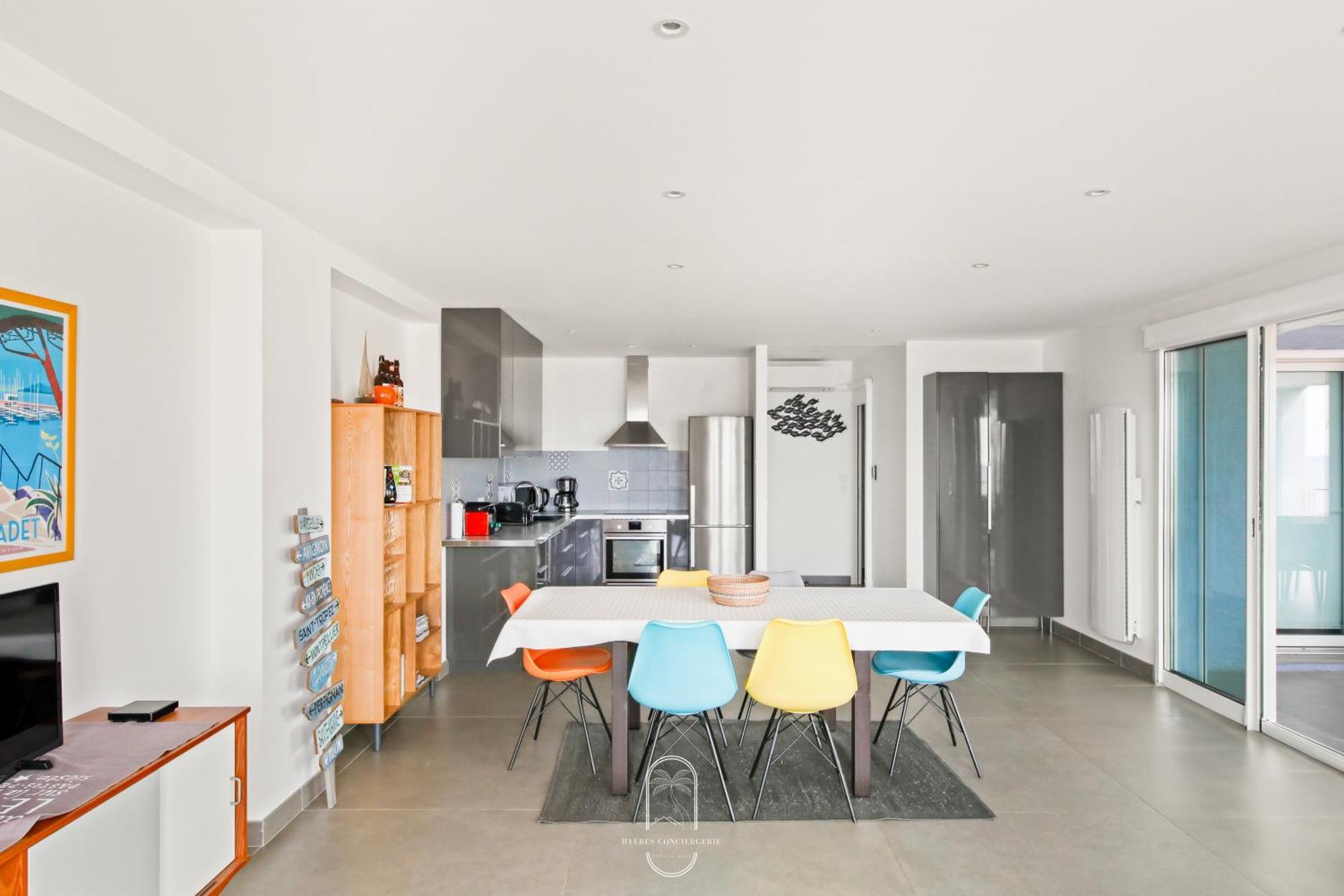 Villa Antoine Appartement Rdj Vue Mer Clim Wifi Parking Plage 50M La Garonne لو براديت المظهر الخارجي الصورة
